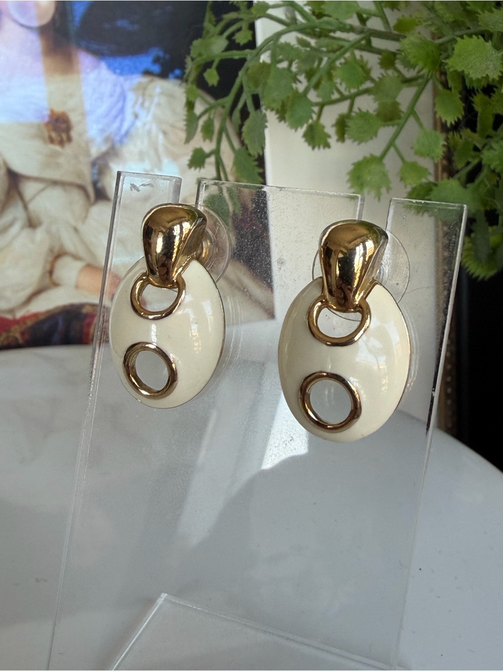 GIVENCHY Vintage Mod Enamel Earrings
